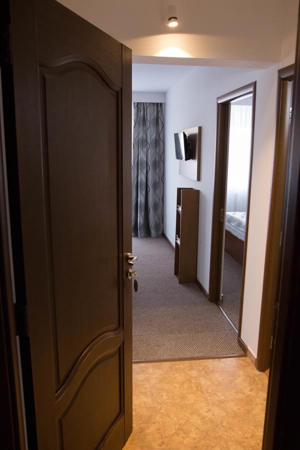 Hotel Magurele Экстерьер фото